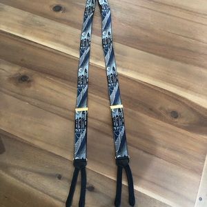 Trafalgar suspenders - cityscape